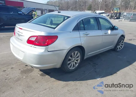 2010 Chrysler Sebring Limited из США, поврежденный, VIN 1C3CC5FB5AN133713